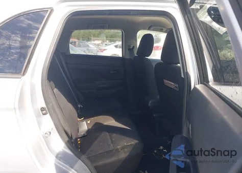 2011 Mitsubishi Outlander Sport Es z USA, uszkodzony, nr VIN JA4AP3AU2BZ022206